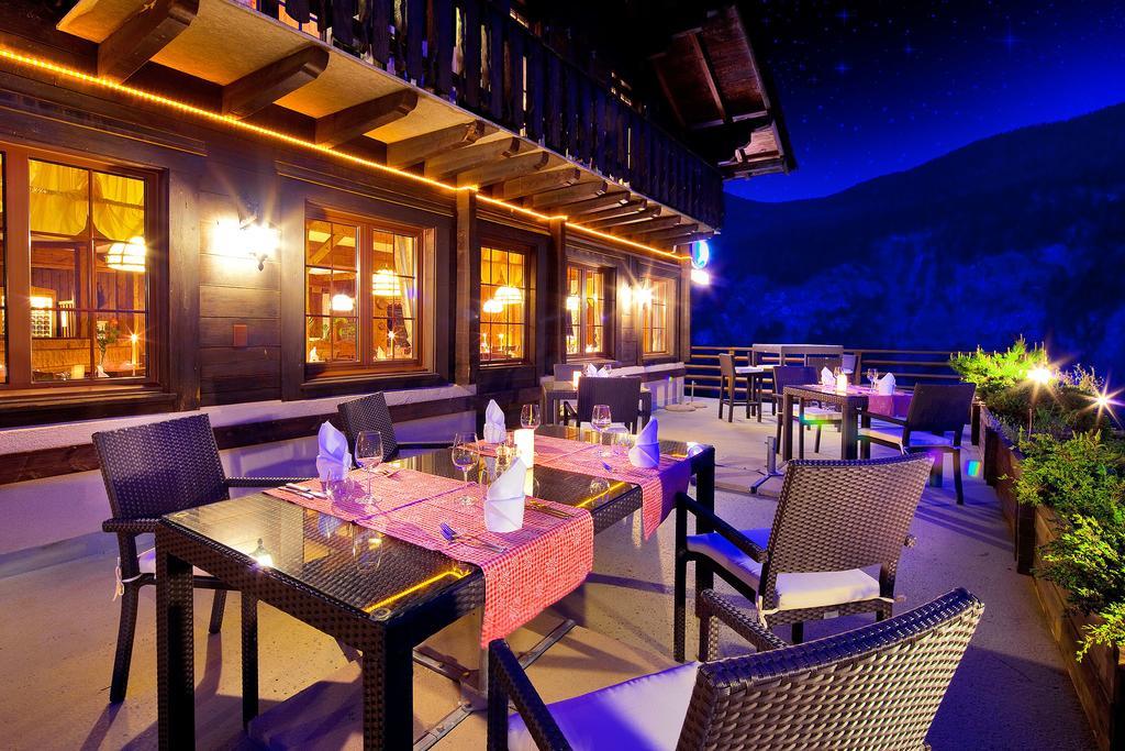 Hotel Aux Mille Etoiles Salvan Εξωτερικό φωτογραφία