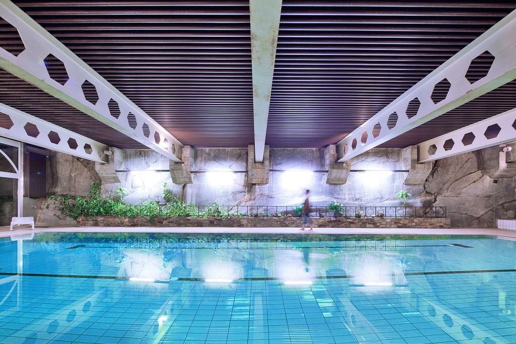 Hotel Aux Mille Etoiles Salvan Εξωτερικό φωτογραφία