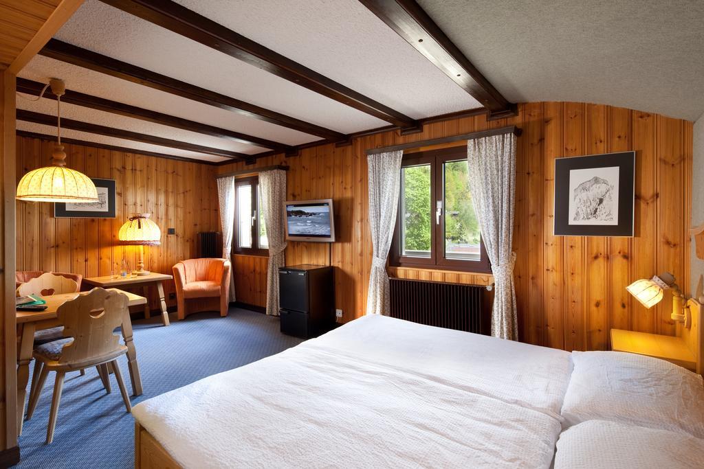 Hotel Aux Mille Etoiles Salvan Εξωτερικό φωτογραφία