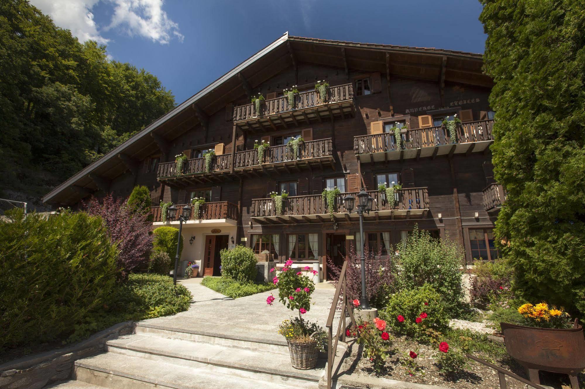 Hotel Aux Mille Etoiles Salvan Εξωτερικό φωτογραφία